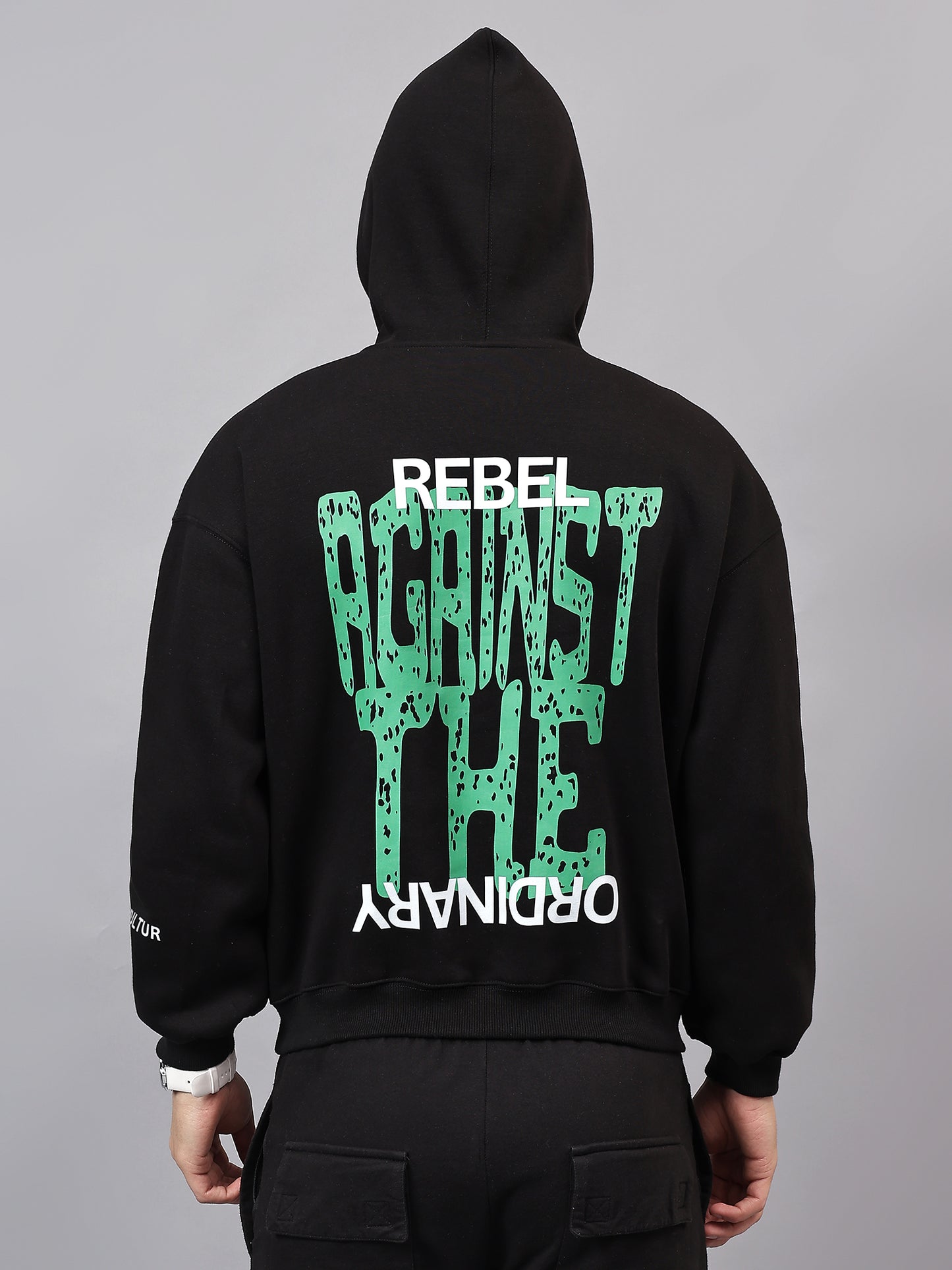 THE ICONOCLAST HOODIE(BLACK)